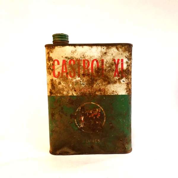 BOITE - Bidon d'huile Castrol